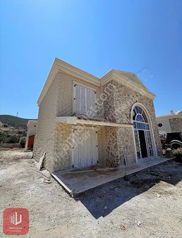 Mert Uçar'dan Satılık Foça Kozbeyli De Sıfır Villalar