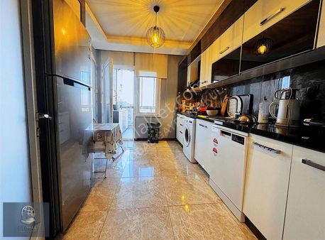 Hürriyet Mah. Site İçi İskanlı 2+1 Ara Kat 95 M2 K.otopark 12yaş