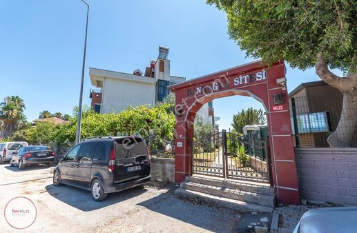 Belek Bankoğlu Sitesinde Havuzlu İngiliz Tasarım 3+1 Dubleks