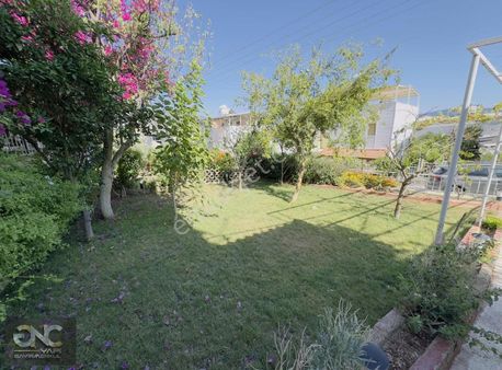 Denize Yürüme Mesafesinde Masrafsız Manzaralı 3+1 Yazlık