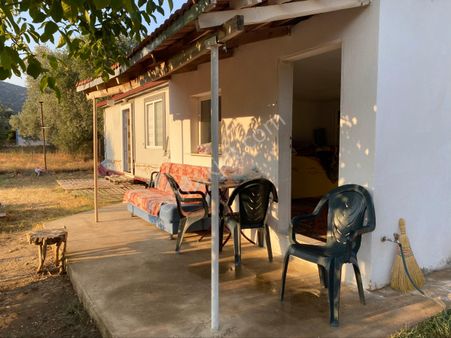 İzmir Bayındır Zeytinova Satlık Bahçe