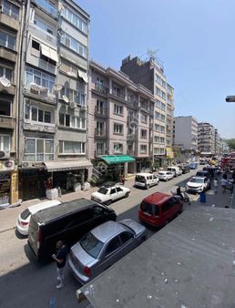 Ares Gayrimenkul'den Satılık 3+1 Küçük Langa Yenikapı'da Daire