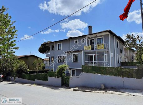 Silivri Altınorak Sitesin'de 7+2 Sıfır Ayarında Satılık Villa