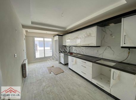 Güven Emlaktan Satılık Fen Lisesi Yakını Geniş 2+1 Sıfır Daire