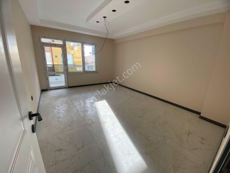 Halk Tramway 2dk Yerden Isıtmalı Asansörlü 2+1 Fırsat Daire Bk-24