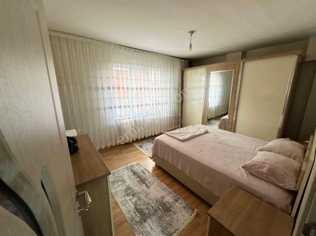 Güven Emlaktan 3+1 Kaçmaz Fiyata Metrobüse Yürüme Mesafesinde Satılık Daire