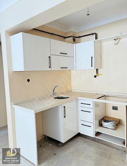 Detay Emlak'tan Ayyıldız Mahallesi'nde Satılık1+1 Açık Mutfak