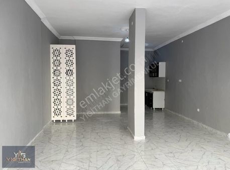 Yigithan Gayrimenkul Cadde Üzerı Masrafsız Satılık Dükkan
