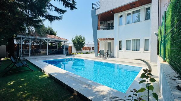 Belek Villam'dan Günlük Kiralık Lüks Havuzlu Villa 3+1