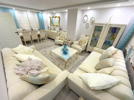 ▃birikim▃ Altıntepe'de 15 Yıllık Binada Çift Banyolu 130m² 3+1 !