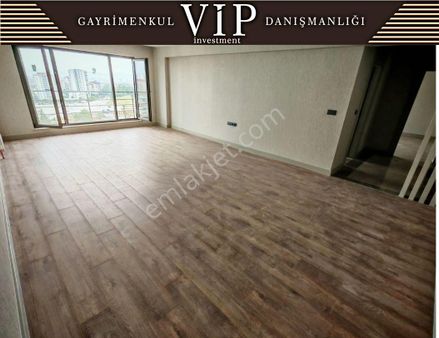 Yenimahalle Çakırlarda Ultra Yapılı 4,5+1 Satılık Site Daire