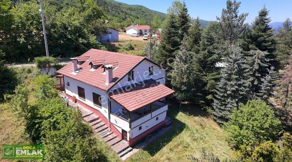 Mengen Ağalar Köyünde Eşsiz Manzaralı Satılık Dubleks Villa