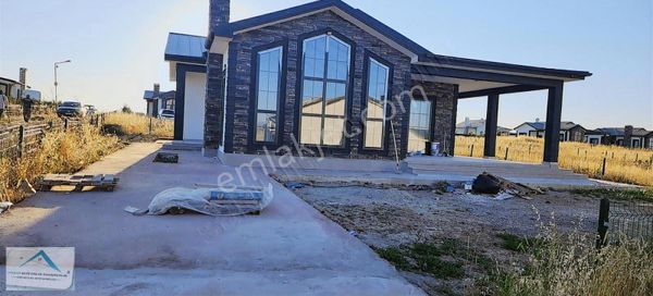 Gölbaşı'nın En Lüks Sitesinde 500m2 145 Metrekare Full Yapılı