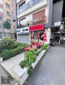 Devren Kiralık Kozyatağında Yüksek Cirolu Çiğ Köfte Dükkanı