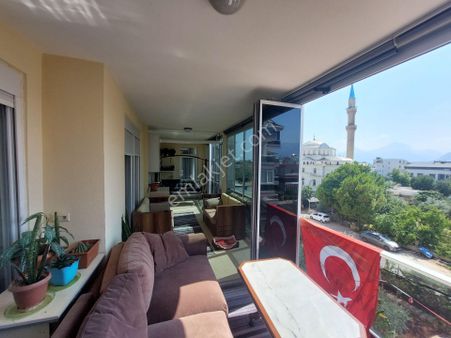 Antalya Döşemealtı Bahçeyakada 3+1 Kapalı Otoparklı/doğal Gazlı Satılık Lüks Daire