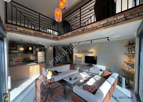 Alanya Üzümlü’de 4.087 M² Bahçe Ve Eşyalı 2+1 Villa Satılık