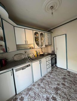 Öz Ay Emlaktan Özmen Sitesinde Satılık Daire