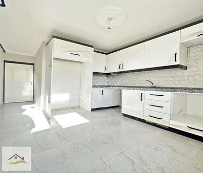 Konut Habercisin'den Teras Manzaralı İlk Oturan Siz Olun 3+1