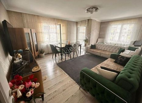 Evim Ankara'dan Ataparkta 340 Cadde Üzeri Full Yapılı 4+1 Fırsat