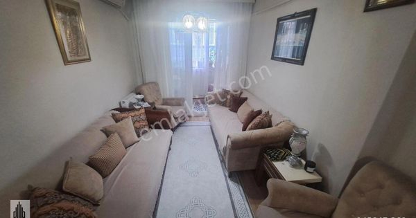 Fatih Sümbülefendi Mah. Satılık Masrafsız Balkonlu Daire
