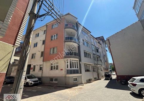 Arda Emlak Ofisinden Ayşekadın Balta Otel Yakını Kısmi Eşyalı Balkonlu Daire