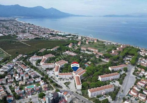Kuşadası Davutlar Özlem Sitesi'nde Temiz 2+1 Daire