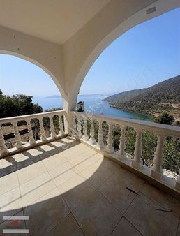 Milas Kıyıkışlacık Zeytinlikuyu Denize Sıfır Gülümkıyı Sitesinde