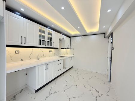 Emlak Center'dan Akıncılar Mah Satılık 3+1 Bahçeli Ev