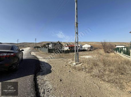 Mef Gayrimenkul'den; Süper Konumda Satılık Tek Tapu Villa Arsası