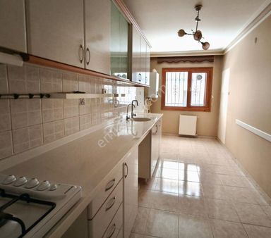 İlk-ev'den Dikmen Cadde Yakını 3+1 Bağımsız Ön Cephe Yüksekgiriş