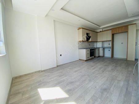 Tahtakale Yakını Asansörlü Sıfır 2+1