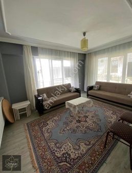 Yalı Mah 2+1 Havuzlu Sitede Giriş Kat