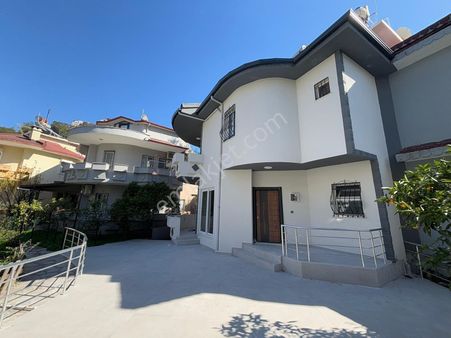 Marmaris Camiavlu'da Satılık Masrafsız 4+1 İkiz Villa