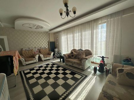 Hızlı 21 Gayrımenkulden Şehir Hastahanesi Yanında 4+1 Fırsat Daire