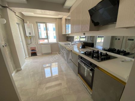 Yenikent Mustafa Kemal Mah 3+1 Full+full Yapılı Bağımsız Ara Kat Satılık Daire