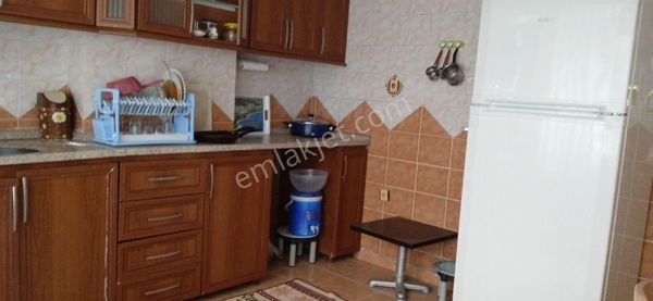 Veysel Karani Mahallesi'nde Satılık Bahçe Katı Bahçe Daire Aiyit Merkezi Konumda