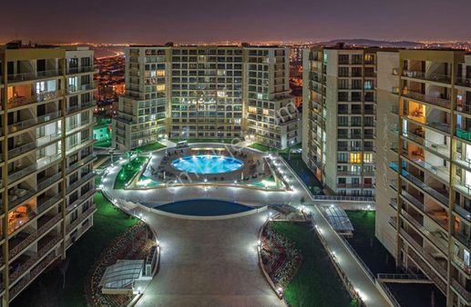 Tuzla Evura İstanbulda Muhteşem Deniz Manzaralı Geniş Lüx 1+1