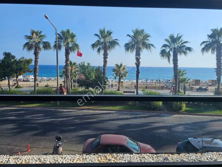 Alanya Kleopatra Plajı’nda Denize Sıfır Kiralık Kurulu Dükkan!