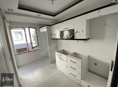 Elmastan Satılık 71 Evler Tramvay Yakını Fırsat 2+0 Daireler