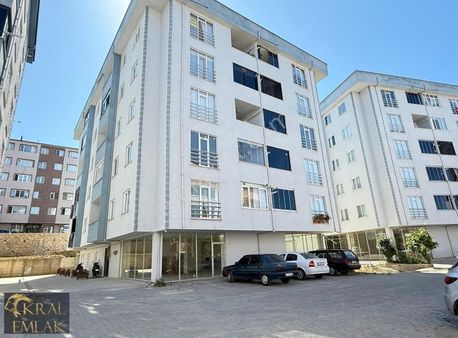 Yeni Mahahllede Oldukça Geniş 5+1 Satılık Dubleks Daire