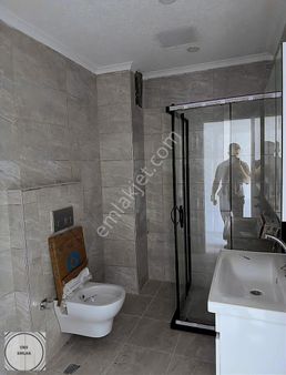 Arnavutköy Merkezi Konumda Satılık 6+2 Dubleks Daire