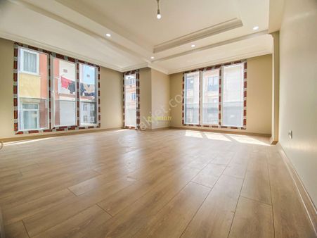 Marcity'den Şirinevler'de Sıfır 3.kat 3+1 135m² Lüx Ferah Daire