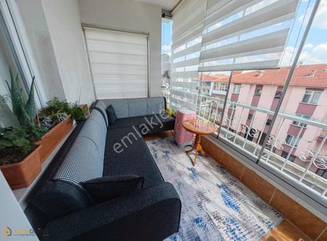 Zafer Mahallesinde Takasa Da Uygun Satılık 3+1 Daire