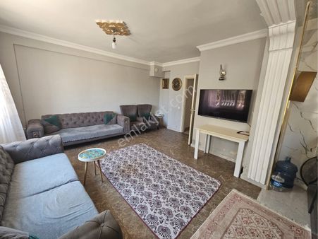 Yeni Emek Mahallesi 2+1 Giriş Kat Satılık Daire