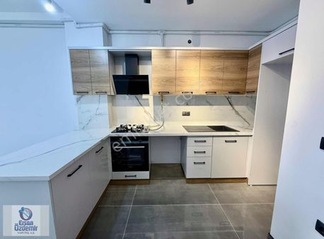 Ersan Özdemir İnşaat Edremit Meydan Projesi Lüx Satılık Daireler