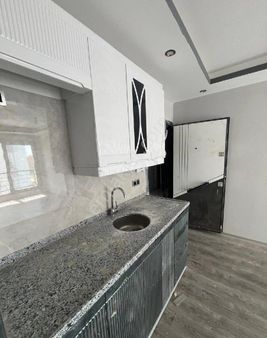 Adakent Emlak Dan Satlik 1+1 Daire Hasarsiz Sıfır İskanı Alınmış