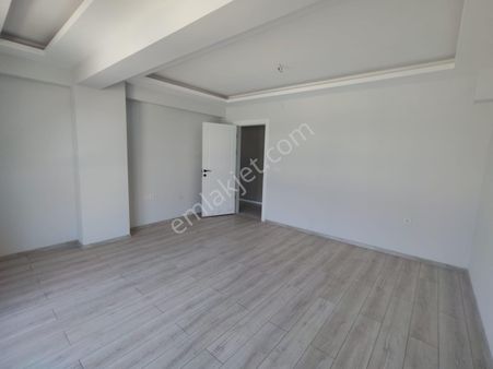 Manisa Yeni Mahalle Mh. 3+1 Sıfır Ara Kat Asansörlü Satılık Daire