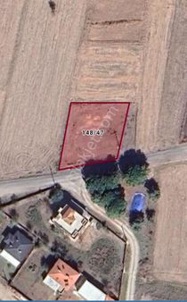 Balıkesir Ovacıkta Yol Kenarı Arsa Elektirik Su Mevcut  İstanbul  İzmir Otoyoluna 1.8 Km