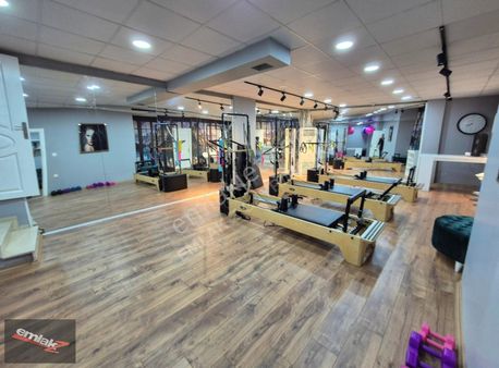 Mezitli'de 8 Yıllık İşletme 3katlı Devren 300m2 Güzellik Salonu