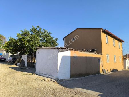 Havsa Yenimahalle'de İki Katlı Bina Ve Arsası